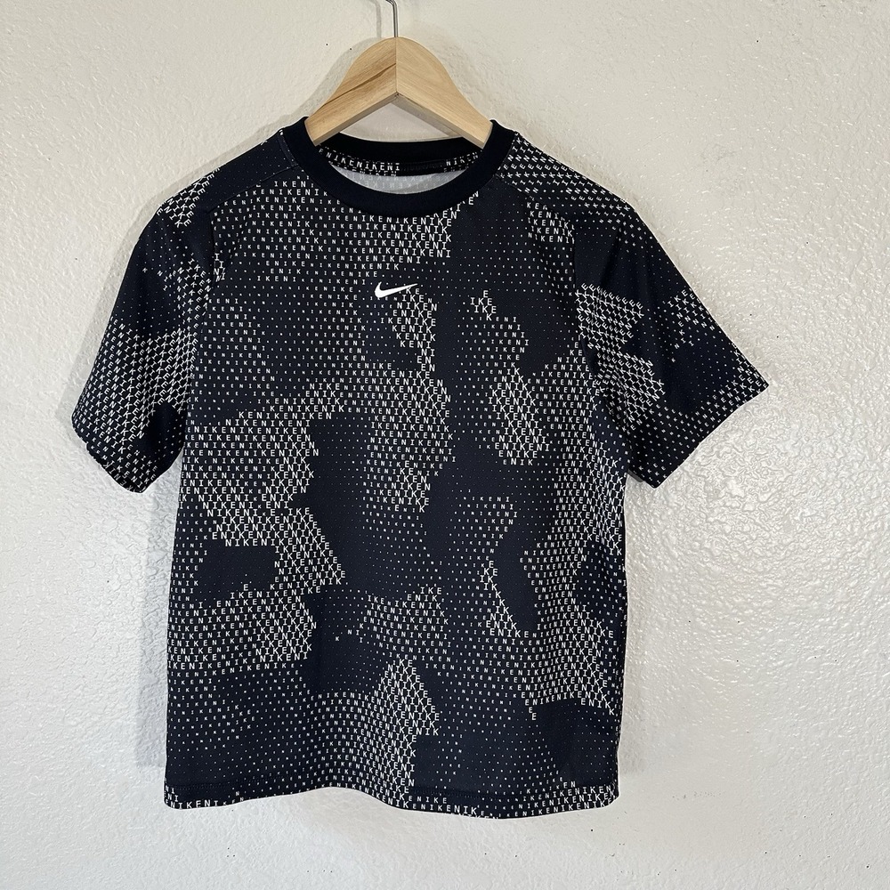 Nike T-Shirt Boy's Large Camo Gray Short Sleeve Crew Neck Dri-Fit